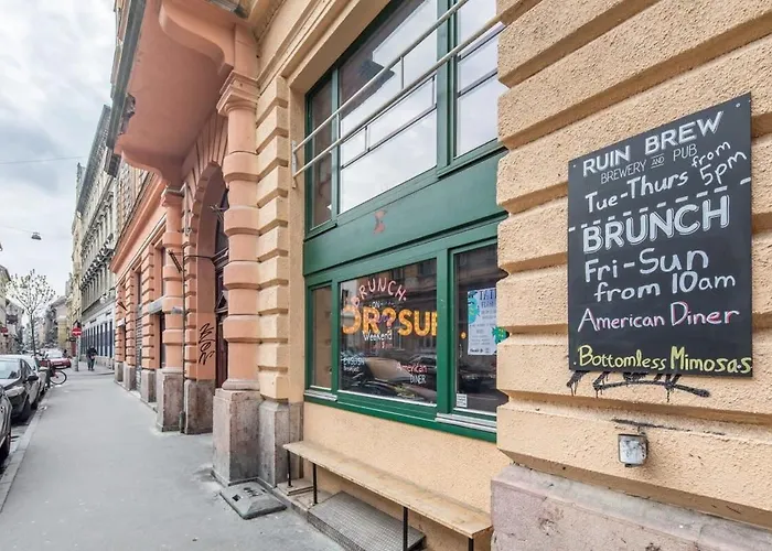 Very - Quiet Appartamento Budapest