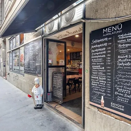 Daire Very - Quiet *